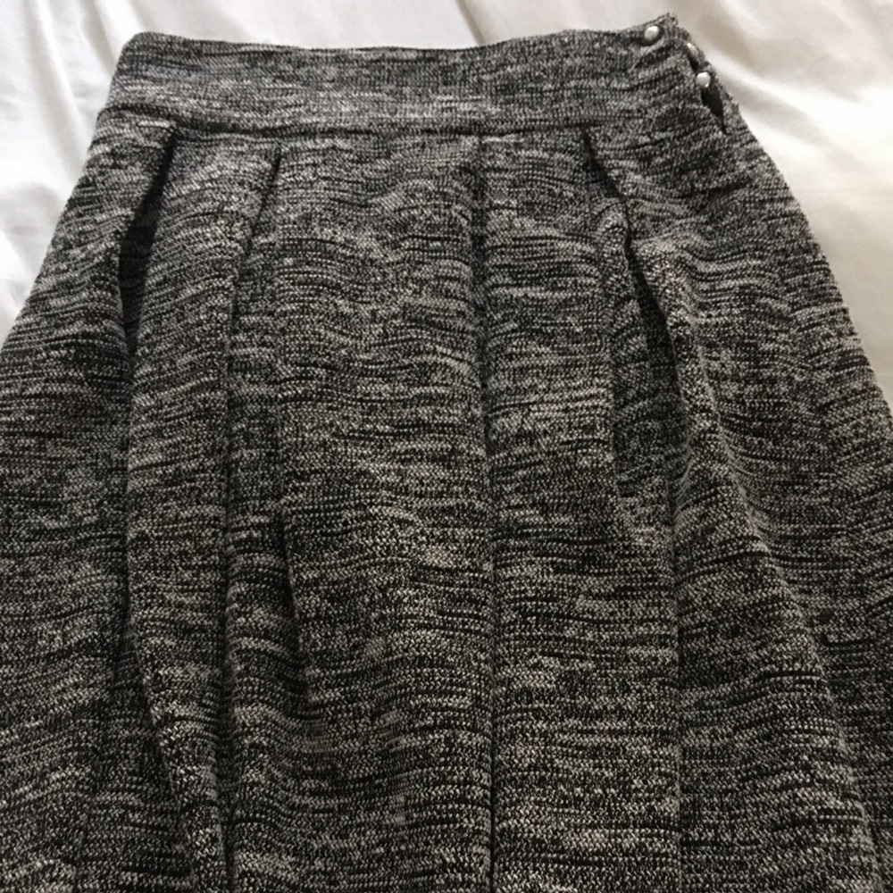Cute Karl L skirt EU Paris